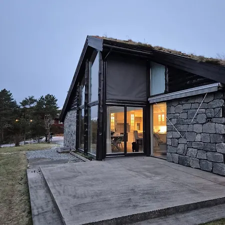 Dom wakacyjny Idyllic House With Views - Close To Nature