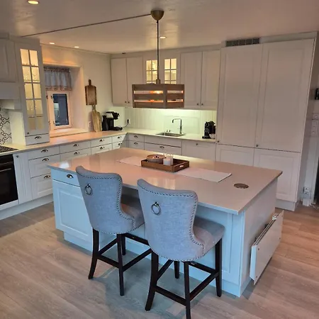 Idyllic House With Views - Close To Nature * Nydalen