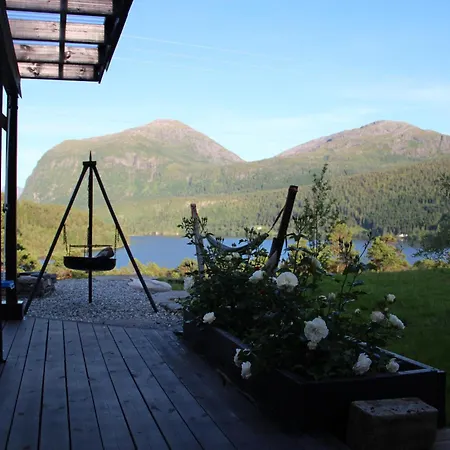 Idyllic House With Views - Close To Nature *